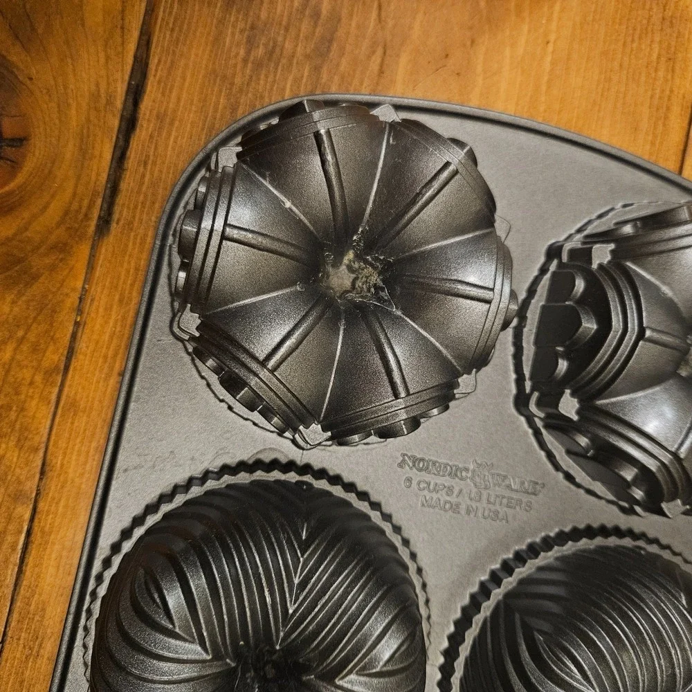 Nordic Ware Mini Bundt Cake Pan 6 Cup 3 Designs Cast Aluminum Made in USA